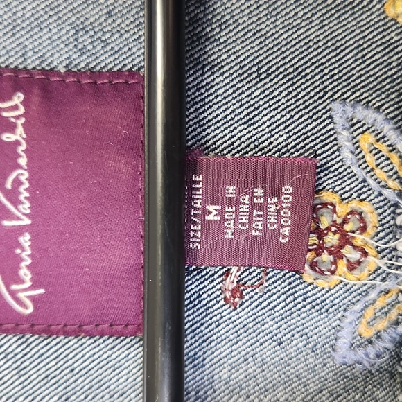 Denim Jacket With Embrodery - Picture 2 of 4